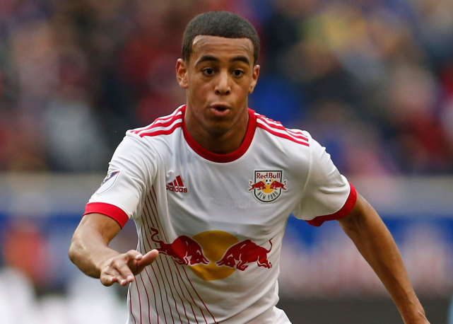  莱比锡红牛青春风暴，U23梯队四人首发创造历史  